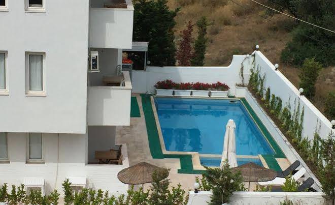 Cicek Apart Hotel Cesme Ngoại thất bức ảnh